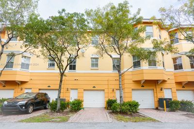 226 - 2150 Shoma Dr, Condo with 3 bedrooms, 3 bathrooms and null parking in Royal Palm Beach FL | Image 3