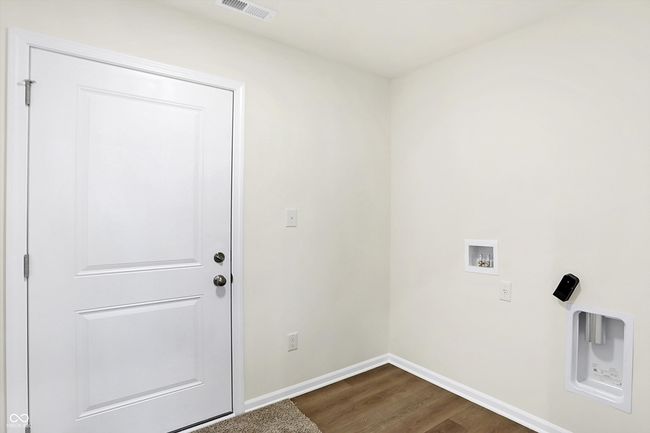 134 Maxim Ct, Condo with 2 bedrooms, 2 bathrooms and null parking in Cumberland IN | Image 15