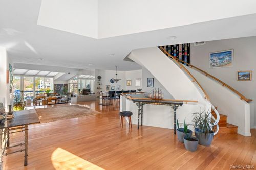 6 Lady Janes Way, Northport, NY, 11768-1565 | Card Image