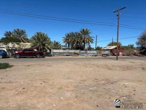 3705 W Crane St, Yuma, AZ, 85364-3253 | Card Image