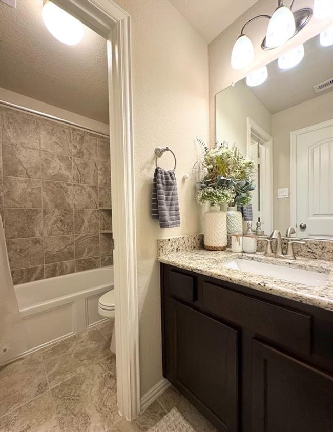 718 S Chamfer Way, House other with 4 bedrooms, 3 bathrooms and 3 parking in Crosby TX | Image 21