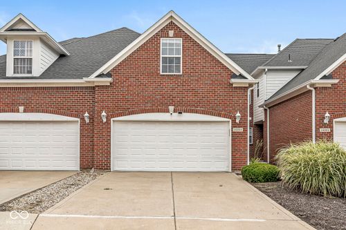 16323 Meadowlands Ln, Westfield, IN, 46074-8438 | Card Image