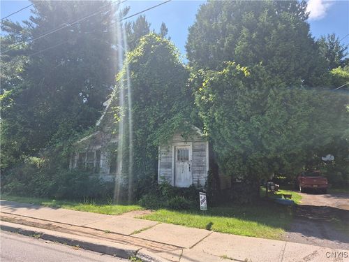 5760 State Route 31, Cicero, NY, 13039-8679 | Card Image
