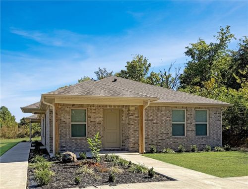 1813 S 12th St, Fort Smith, AR, 72901-5509 | Card Image