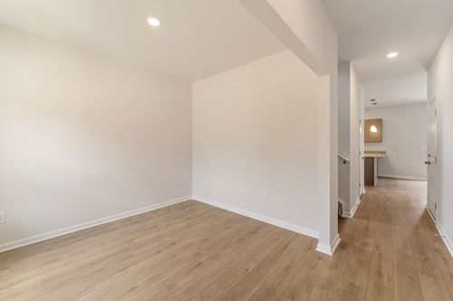 404 Prosperity Ln, Moore, SC, 29369-7103 | Card Image