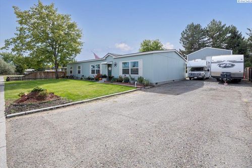 4409 Chelan Dr, West Richland, WA, 99353-9520 | Card Image