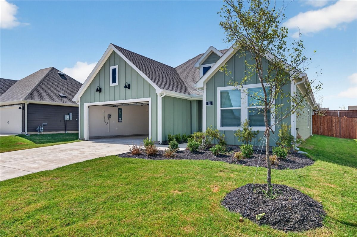 Residential Lease in Pilot Point 3