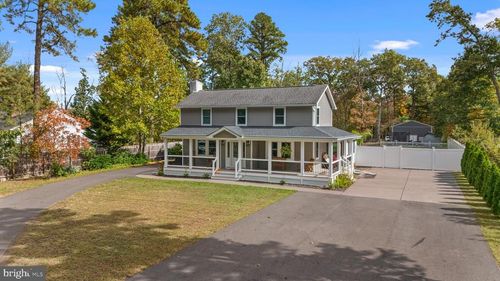 20 Barrett Ave, Hammonton, NJ, 08037-9406 | Card Image