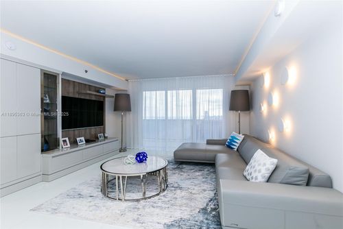 apt-2903-1830 S Ocean Dr, Hallandale Beach, FL, 33009-7699 | Card Image