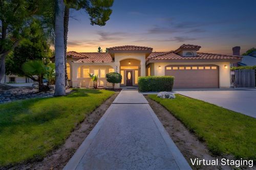 3711 W Victor Ave, Visalia, CA, 93277-7087 | Card Image