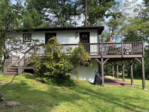 6 Walters Farm Road, Highland, NY, 12792 | Card Image
