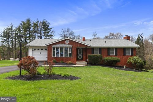 5 Orchard Pl, Sykesville, MD, 21784-9738 | Card Image