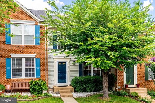 7209 Traphill Way, GAINESVILLE, VA, 20155-4831 | Card Image