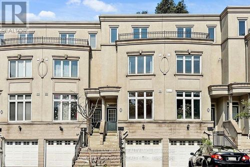 19 English Garden Way, North York, ON, M2M4M4 | Card Image