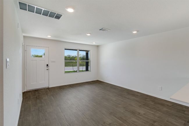 175 Safflower Dr, House other with 3 bedrooms, 3 bathrooms and null parking in Uhland TX | Image 8