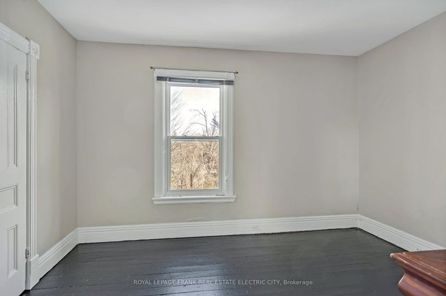 617 Aylmer St N, House other with 3 bedrooms, 2 bathrooms and 2 parking in Peterborough ON | Image 23