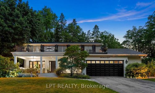 268 Chartwell Rd, Oakville, ON, L6J3Z9 | Card Image