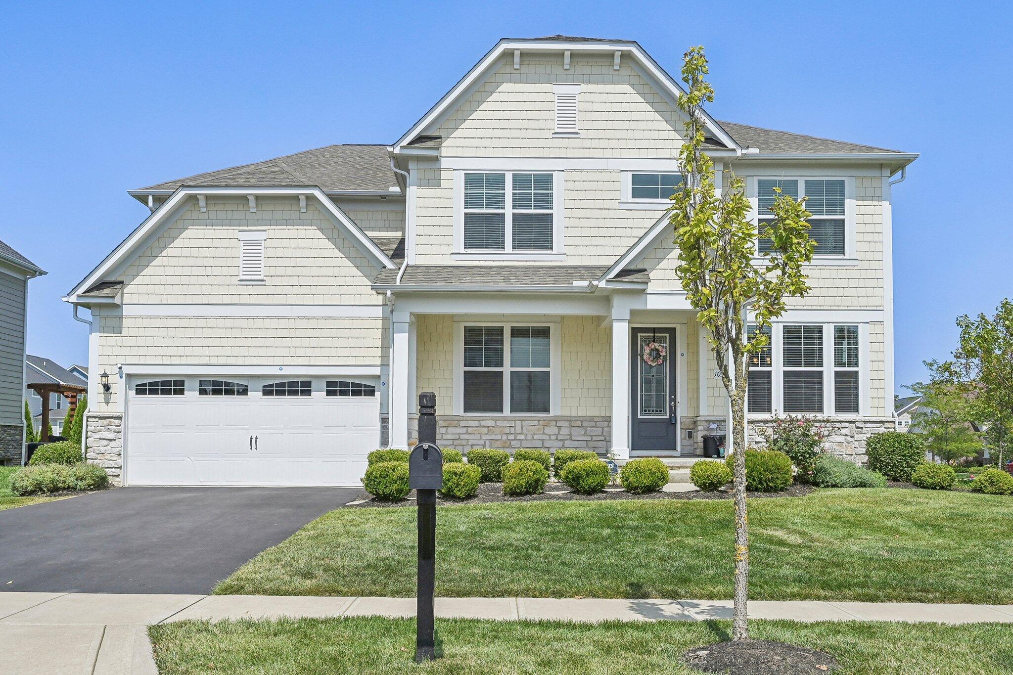 Ivy Chase , Plain City, OH 43064