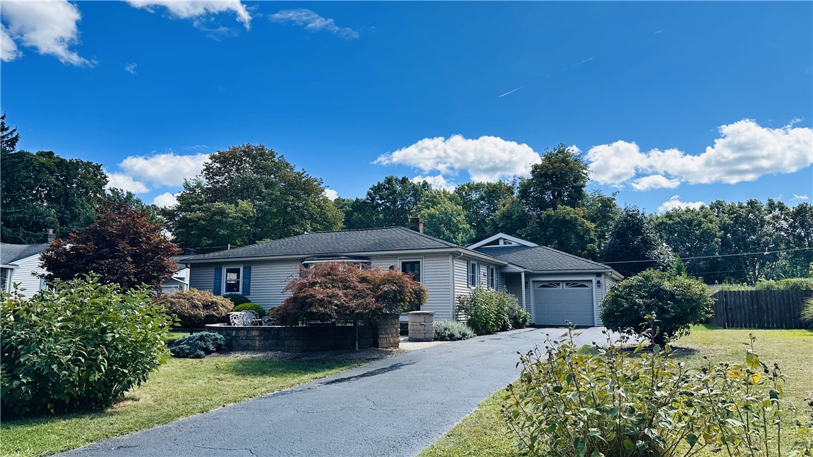Old Mill Ln, Webster, NY 14580