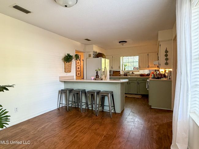 Breakfast area | Image 14