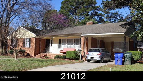103 N Meade St, Greenville, NC, 27858-2122 | Card Image