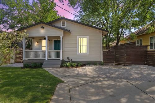 2411 E 10th St, Austin, TX, 78702-3505 | Card Image