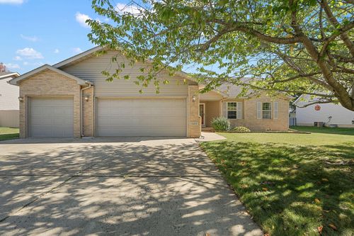 1461 Eagle St, Chesterton, IN, 46304 | Card Image