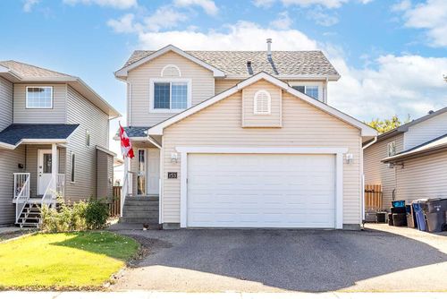 153 Vista Rd Se, Medicine Hat, AB, T1B4Y4 | Card Image