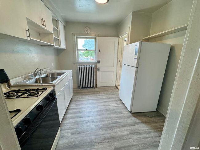 APT-3 - 1622 Washington St, Condo with 1 bedrooms, 1 bathrooms and null parking in Davenport IA | Image 9
