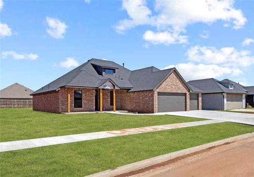 2703 Cloud Nine Circle, Weatherford, OK, 73096 | Card Image
