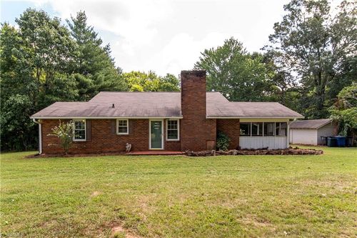 5145 Murray Rd, Winston Salem, NC, 27106-8619 | Card Image