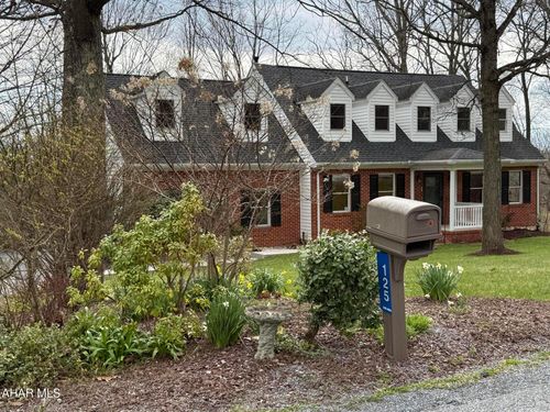 125 Lemic Dr, New Paris, PA, 15554-8632 | Card Image