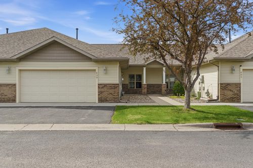 609 Dublin Ct, Mankato, MN, 56001-5374 | Card Image