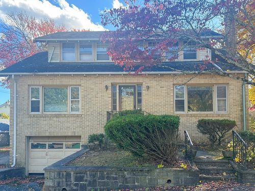 16 Shaw Ave, Johnston, RI, 02919-6130 | Card Image