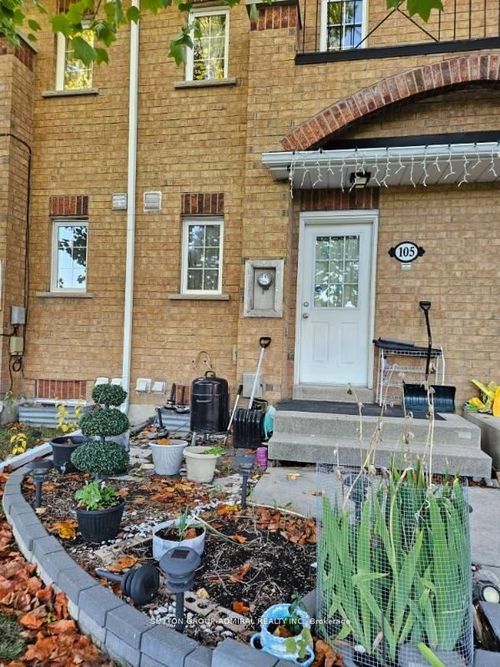 105-2 Hedge End, Scarborough, ON, M1B | Card Image