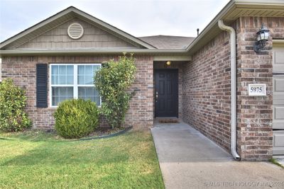 5975 E 147th Street S, House other with 3 bedrooms, 2 bathrooms and null parking in Bixby OK | Image 3