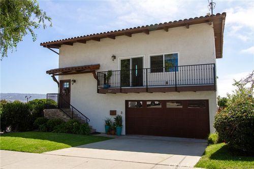 807 El Redondo Ave, Redondo Beach, CA, 90277 | Card Image