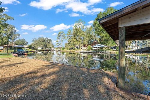219 Bush Ct, Green Cove Springs, FL, 32043-9514 | Card Image