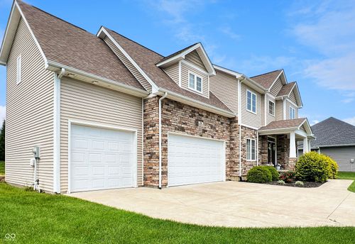 88 Westbrook Ct, Columbus, IN, 47201-5569 | Card Image