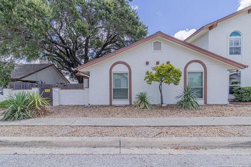 5832 Archwood, San Antonio, TX, 78239-1410 | Card Image