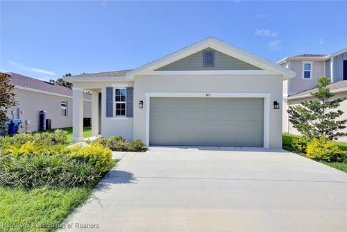 945 Blue Creek Drive, Haines City, FL, 33844 | Card Image