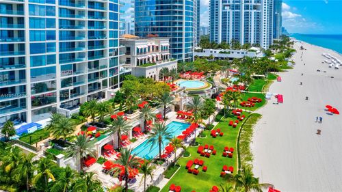 ts340507-17901 Collins Ave, Sunny Isles Beach, FL, 33160-5664 | Card Image