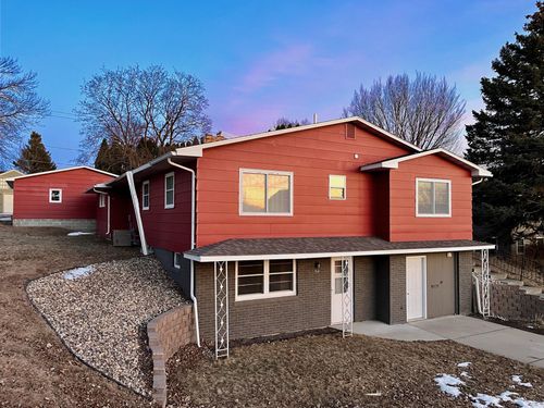 910 4th Ave, Madison, MN, 56256-1020 | Card Image