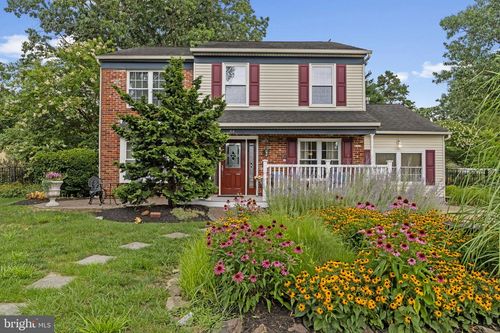 64 Lupus Ln, SEWELL, NJ, 08080-2116 | Card Image