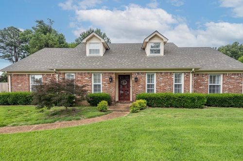 8597 Sandpoint Dr, Germantown, TN, 38139-5319 | Card Image
