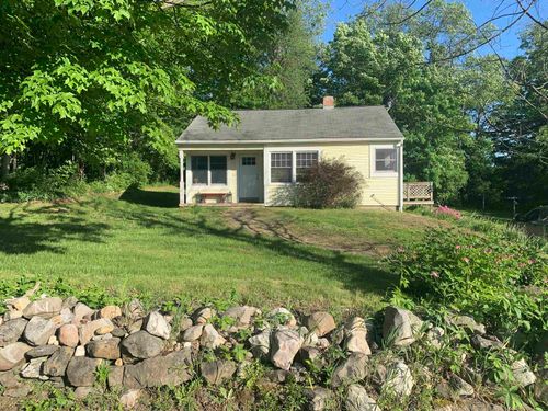 1461 Post Road, Rutland Town, VT, 05701 | Card Image