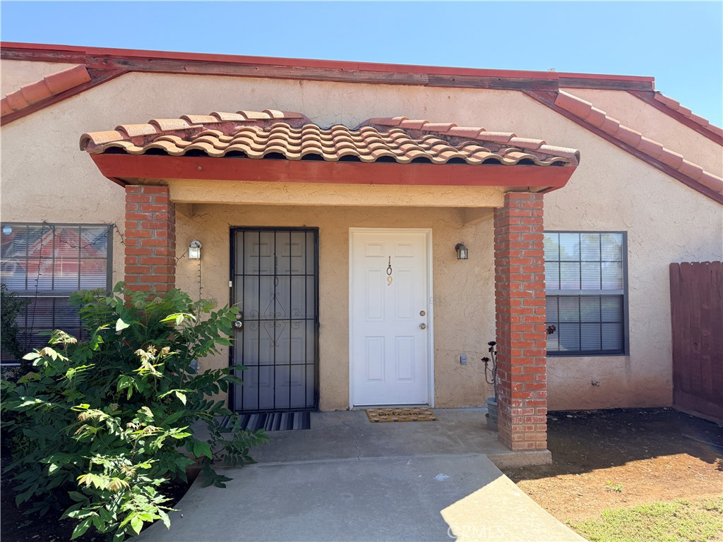 Residential Income in Reedley 2