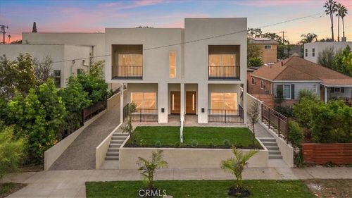 642 E Fairview Blvd, Inglewood, CA, 90302-1453 | Card Image