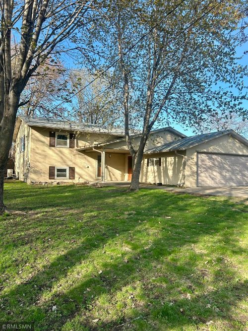 607 E River Street, Monticello, MN, 55362 | Card Image