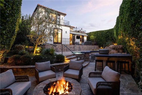 420 De Sola Ter, Corona Del Mar, CA, 92625-2650 | Card Image